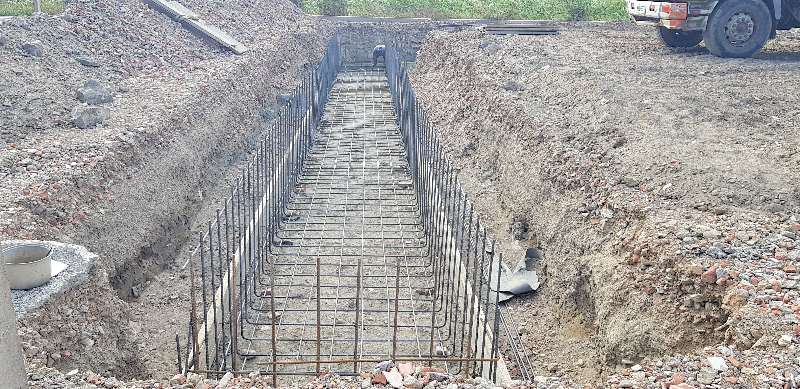 糞溝鋼筋綁紮