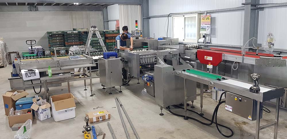 逐一校正鎖緊各部位零件